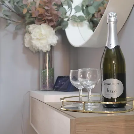 Sara'S Home - Modern Apartment Near Metro, Perfect For Families And Groups In Rome-3